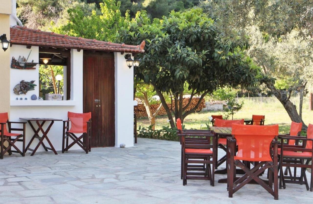Limnonari Beach Rooms Skopelos Town Exterior photo